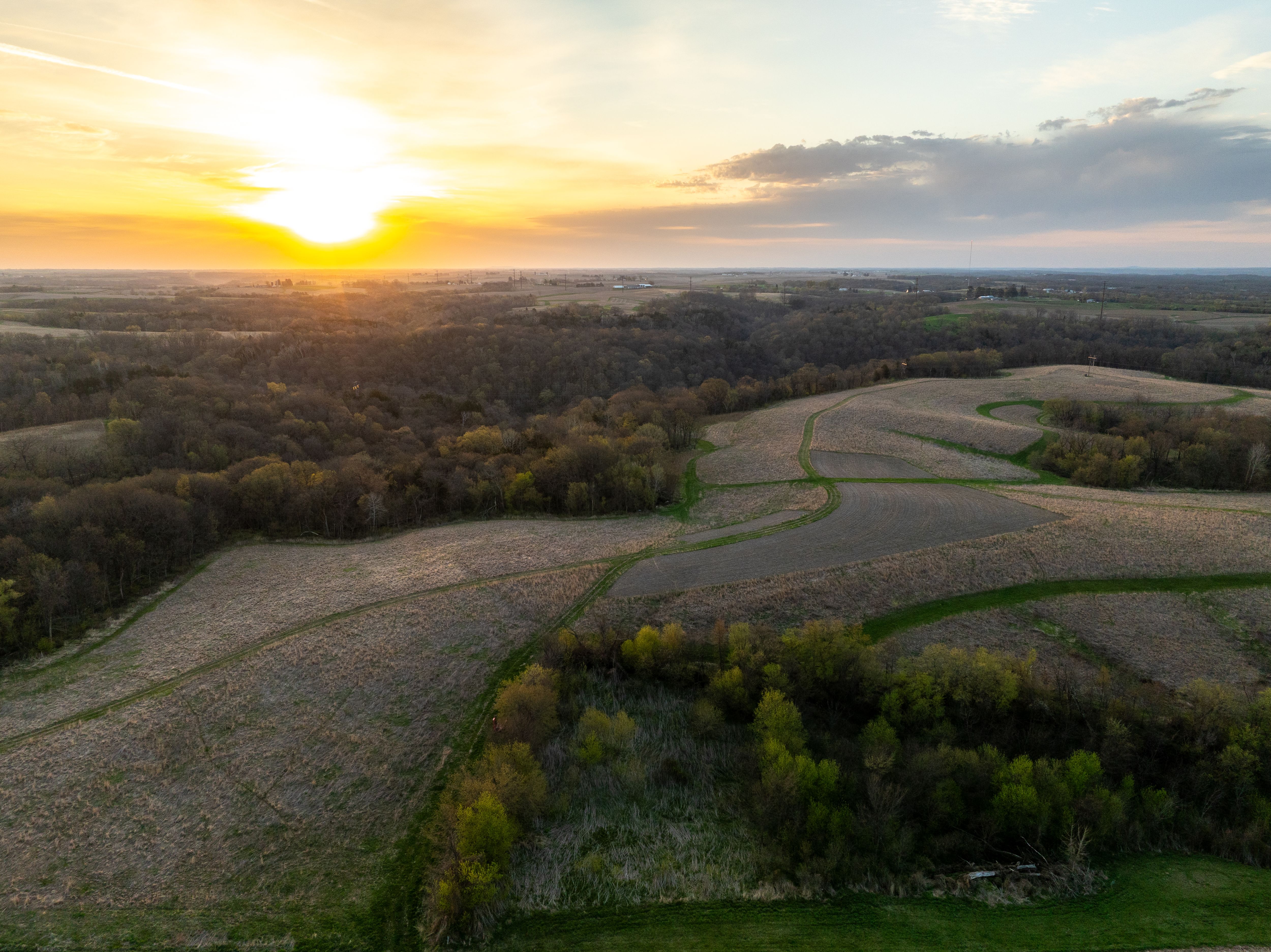Listing Photo: DJI_0400