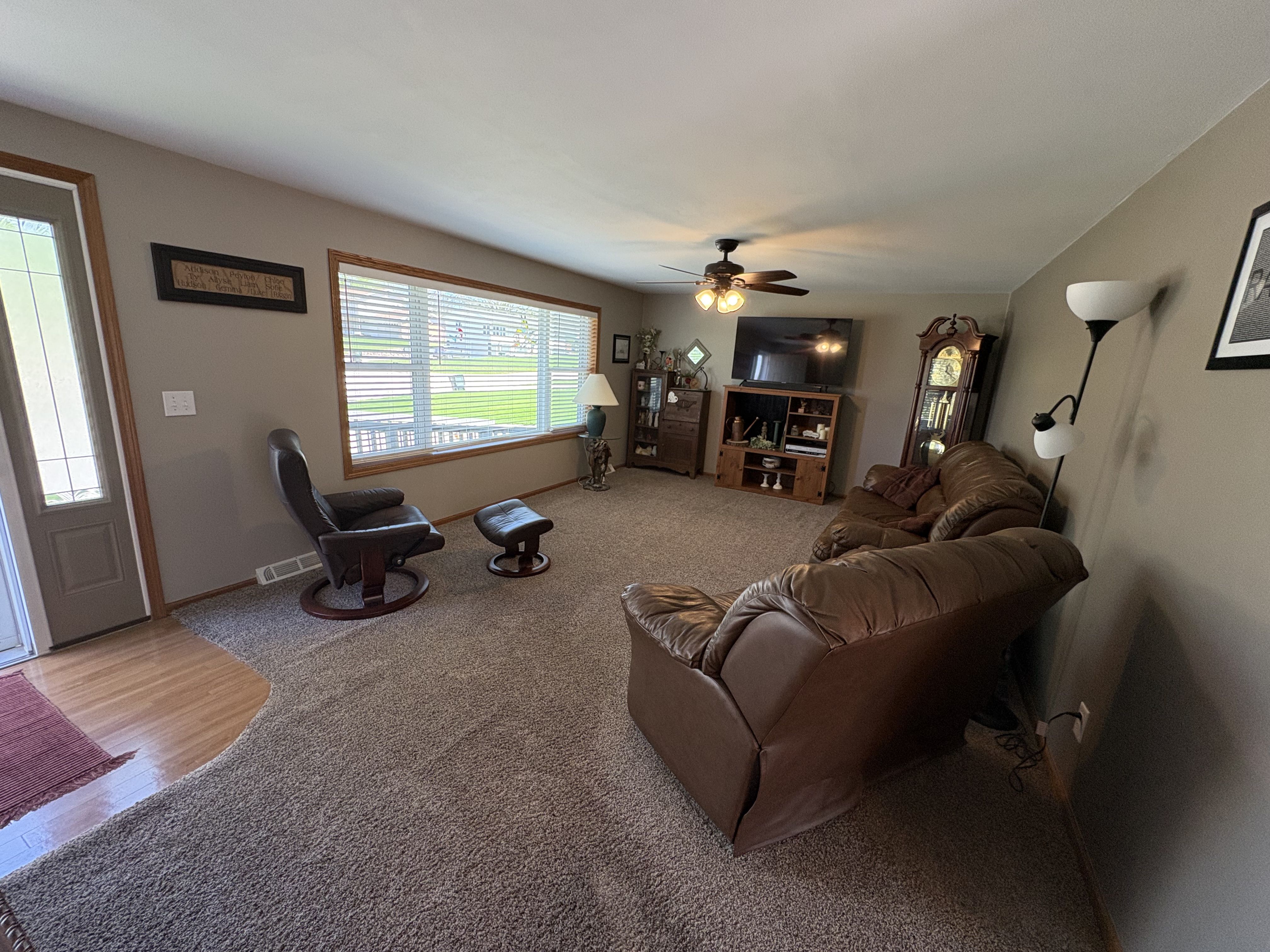 Listing Photo: IMG_8897