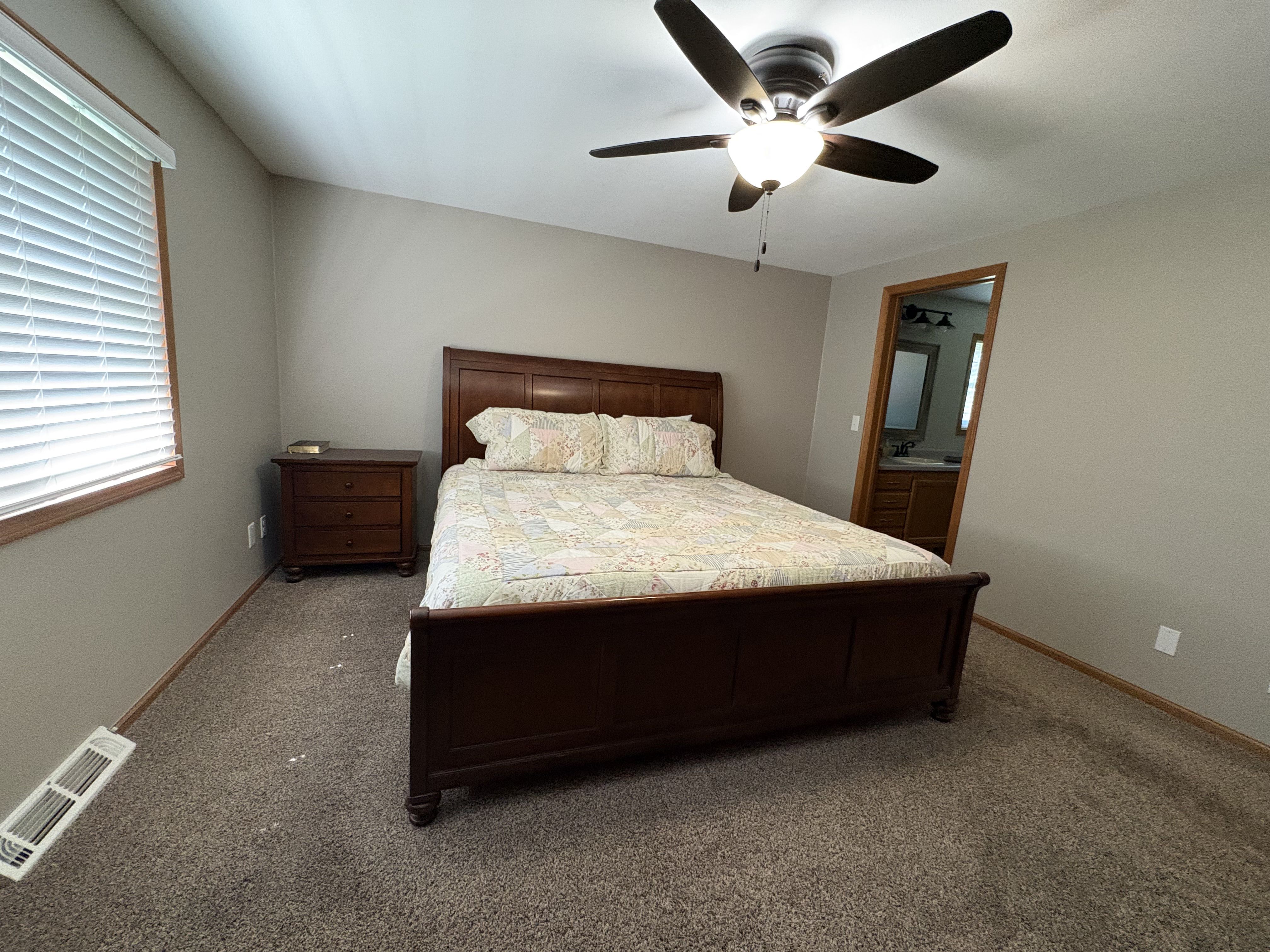 Listing Photo: IMG_8918