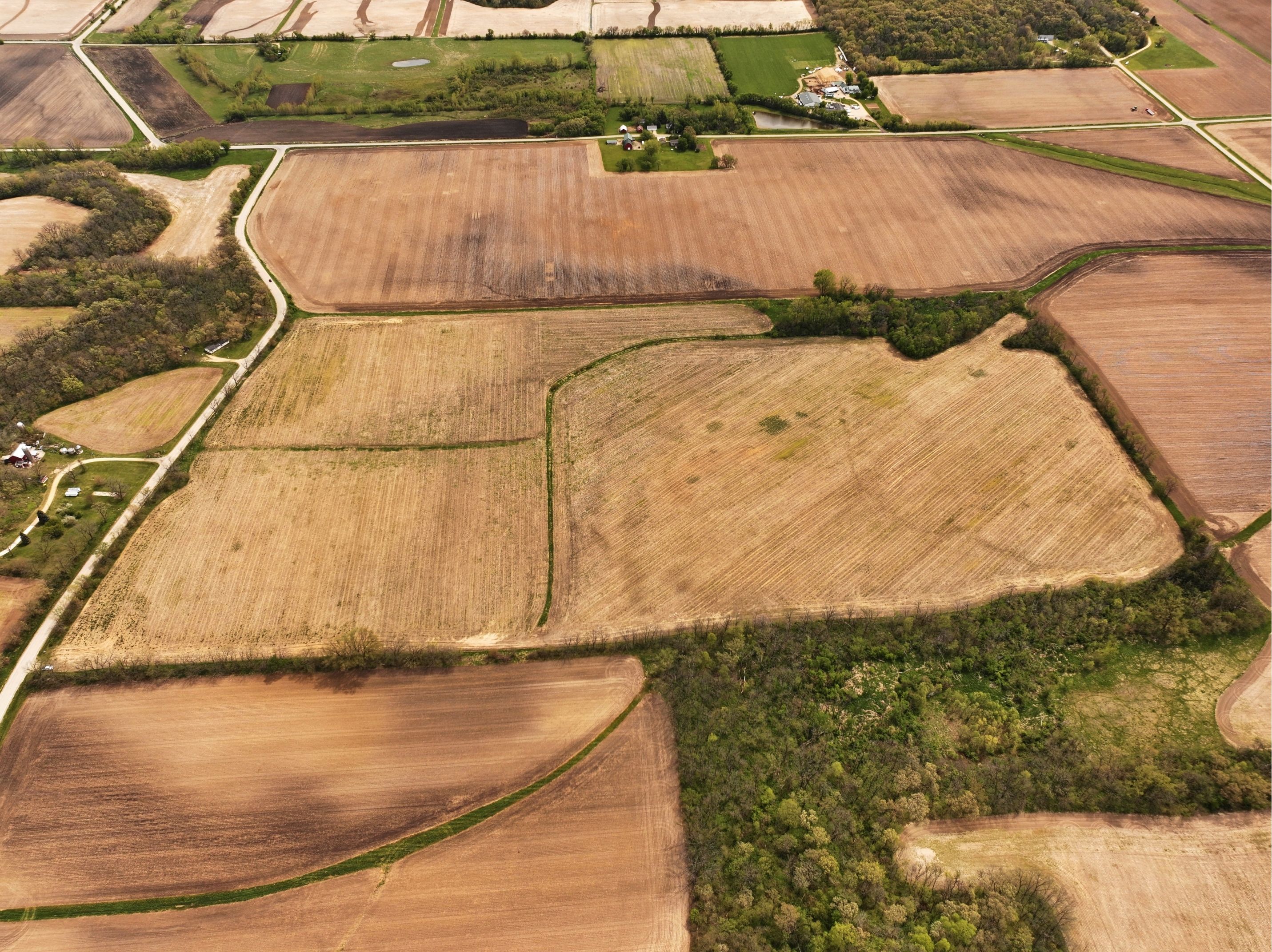 Listing Photo: DJI_20260415172109_0779_D