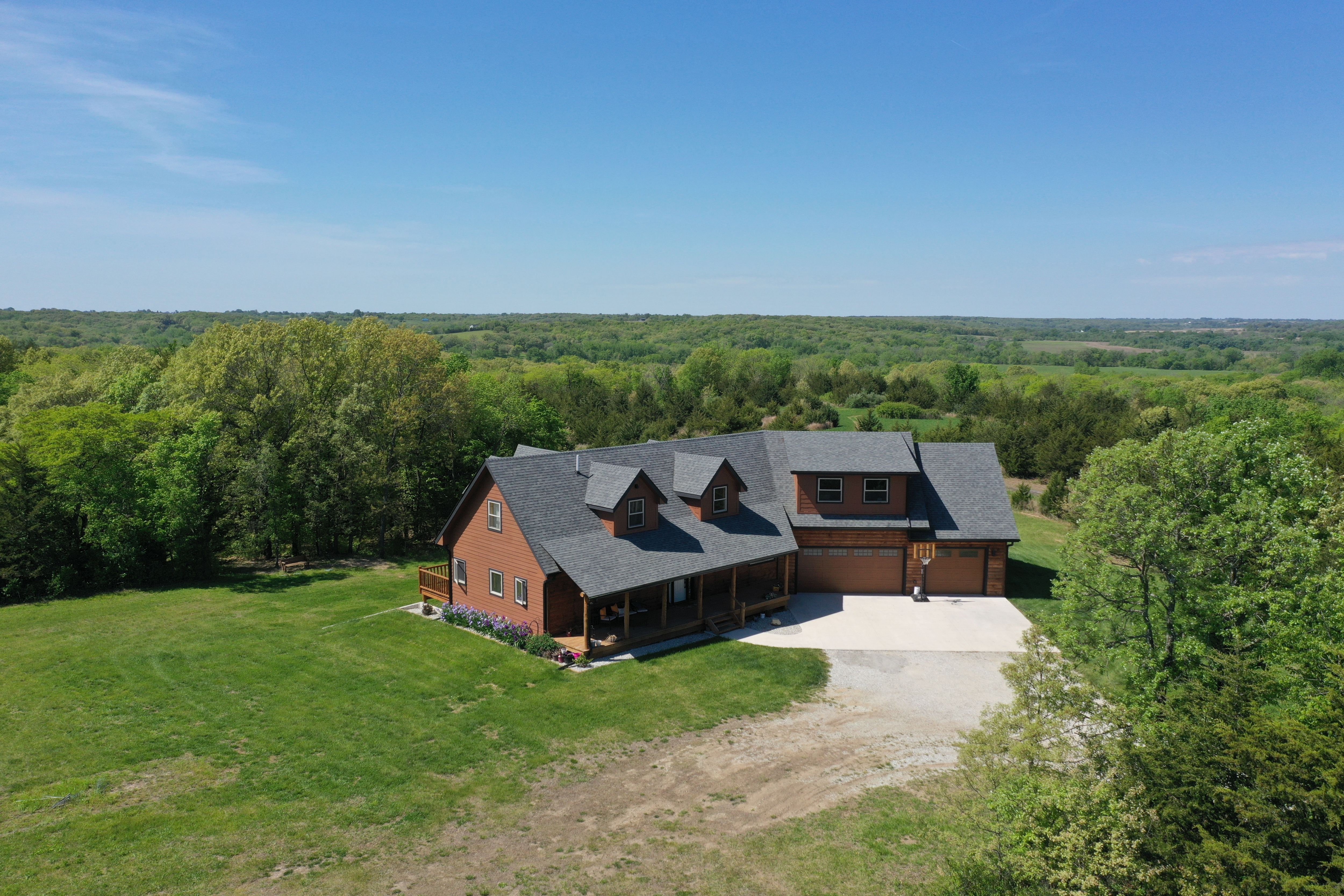 Listing Photo: DJI_0537