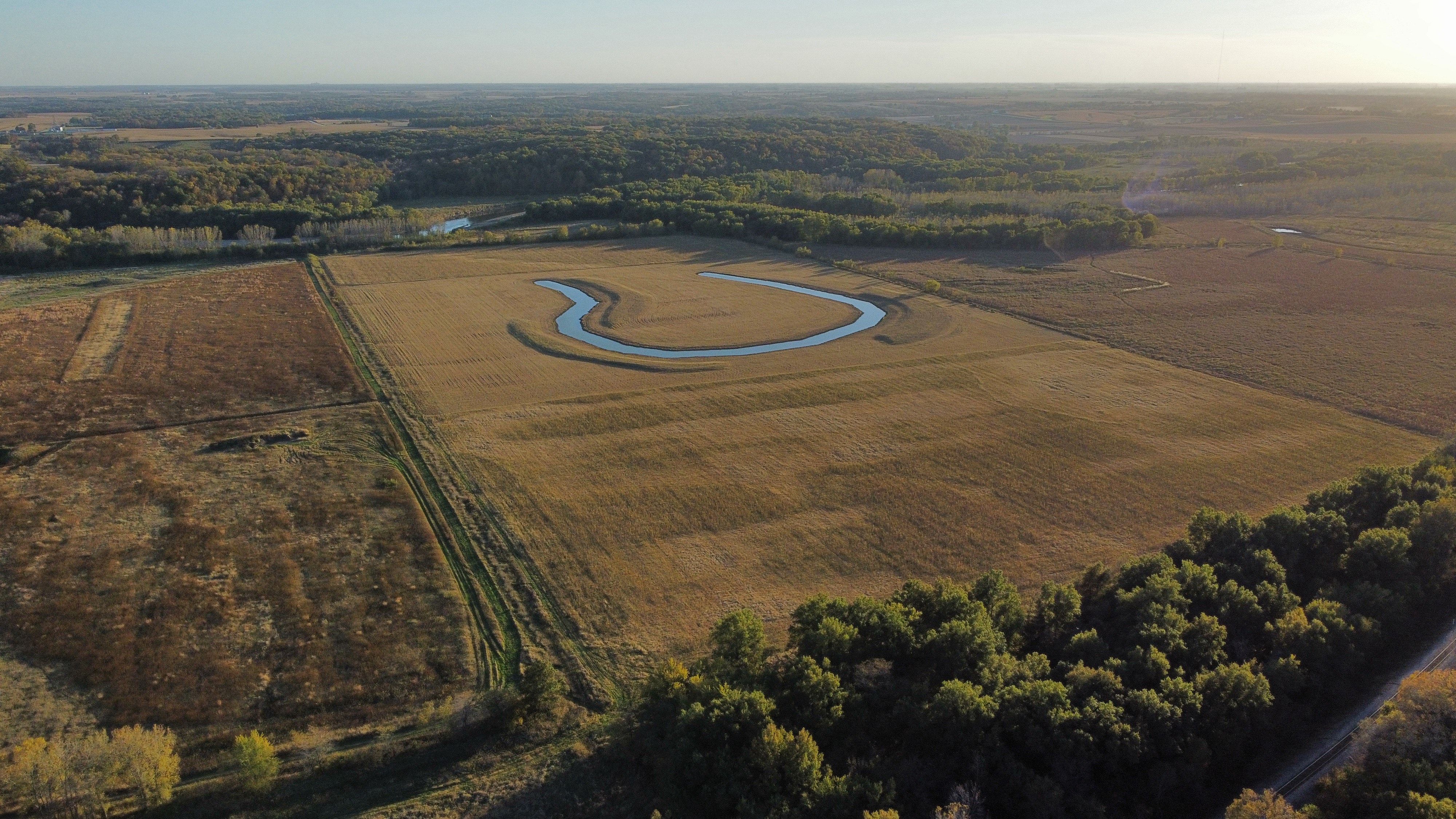 Listing Photo: dji_fly_20251023_172642_237_1761260885727_photo_optimized