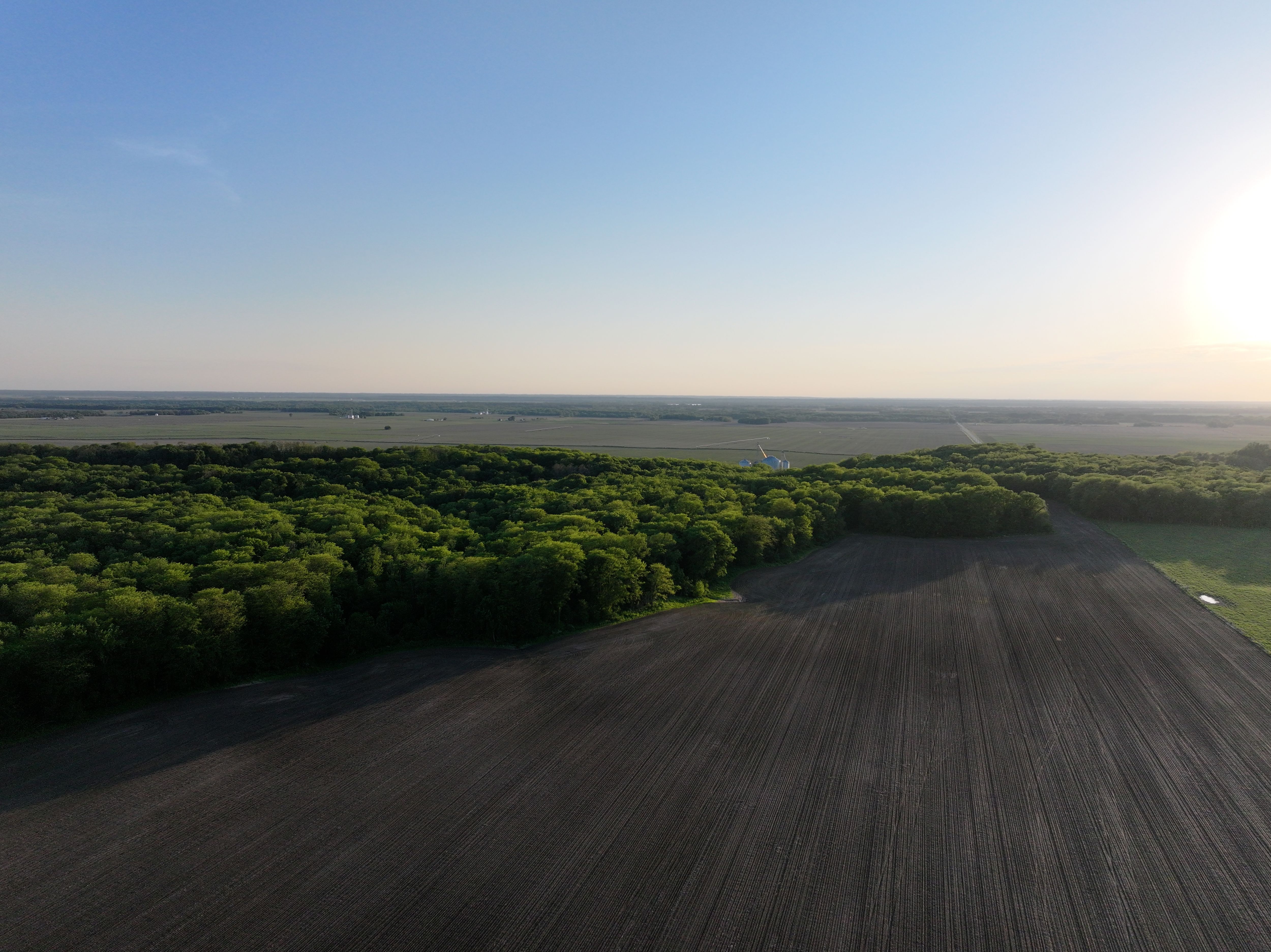Listing Photo: Sunset-On-Recreational-Land-Available-Illinois