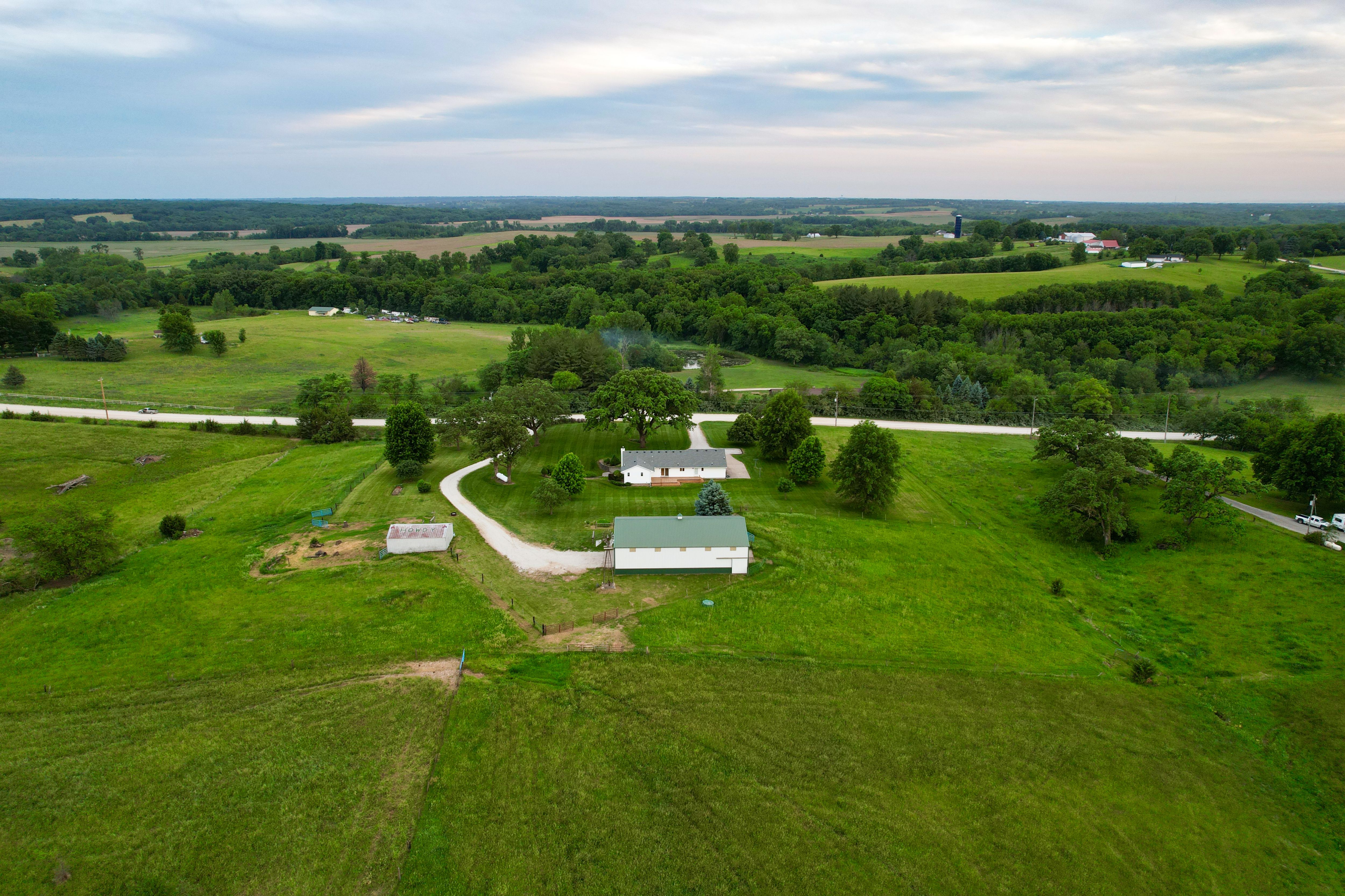 Listing Photo: DJI_0008