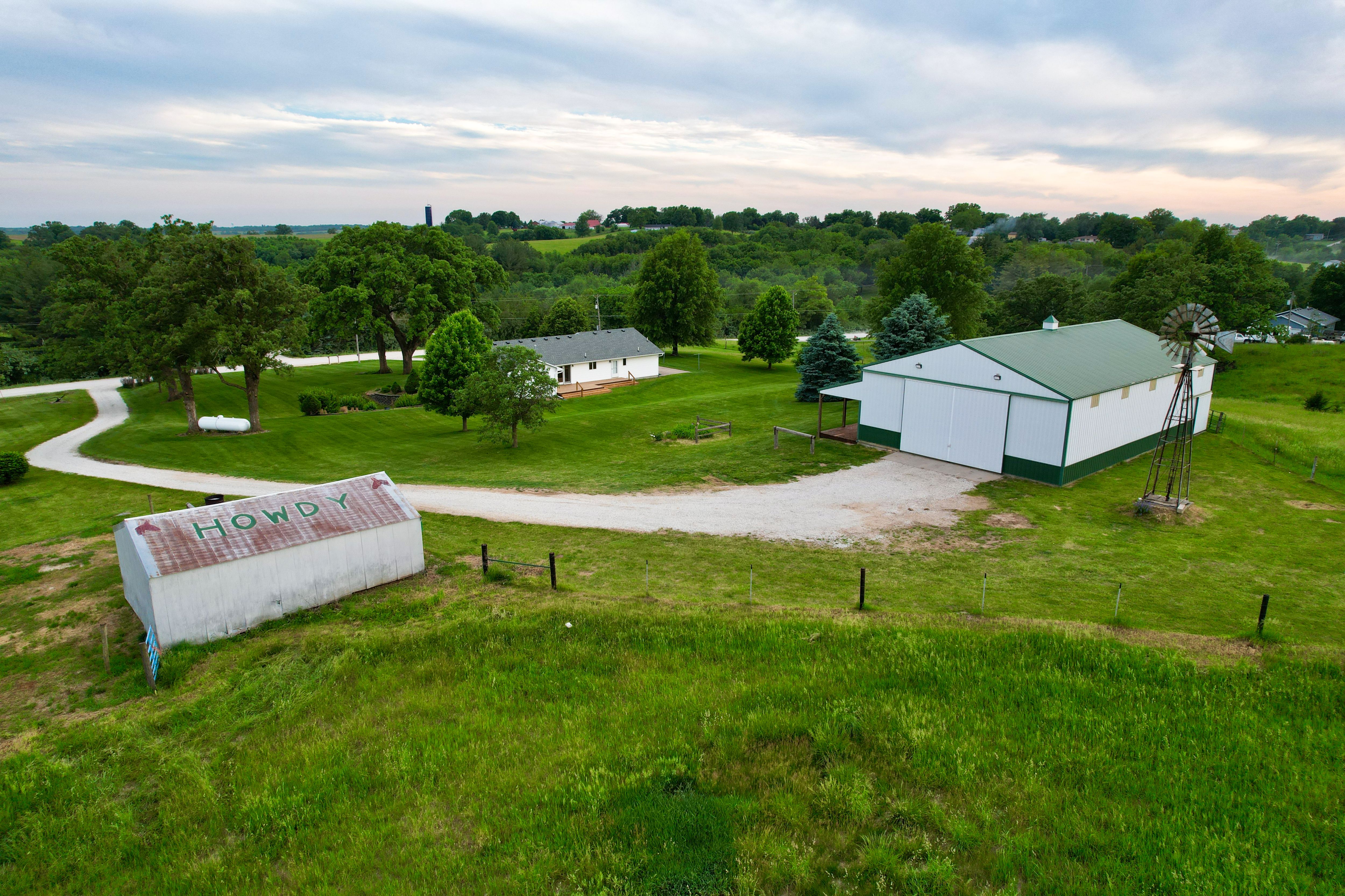 Listing Photo: DJI_0972