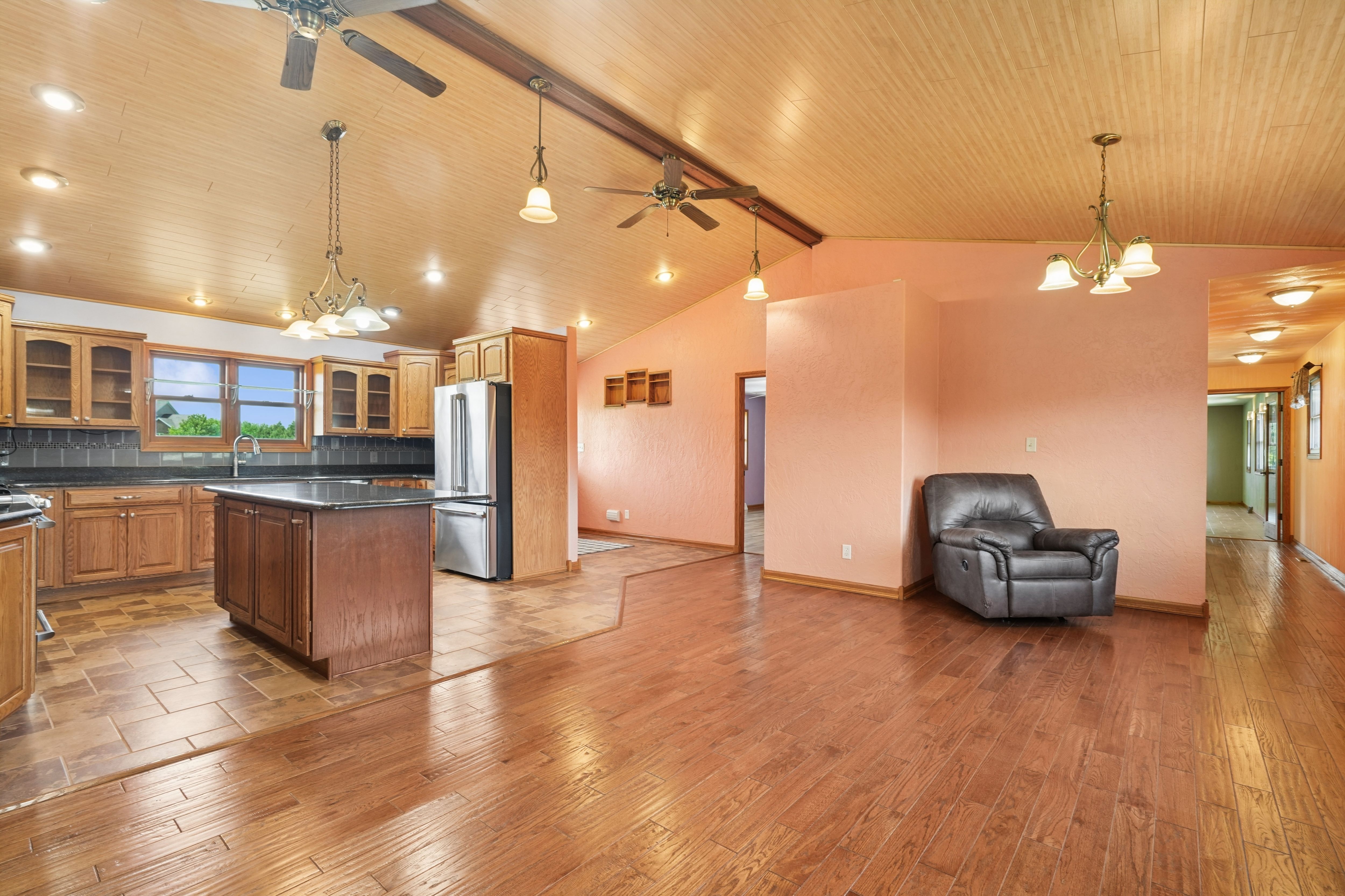 Listing Photo: 11-136_29289_Goose_Hill_RD
