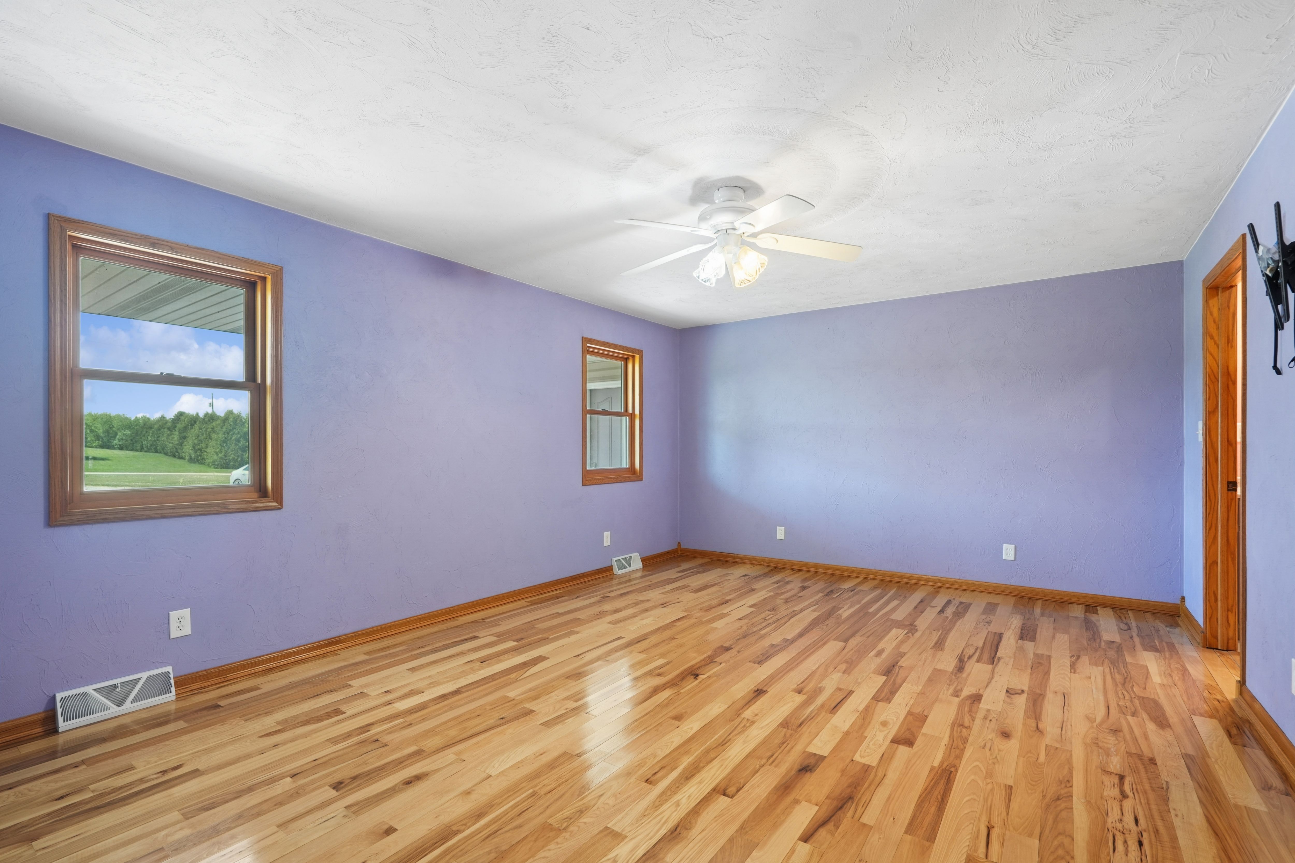 Listing Photo: 23-196_29289_Goose_Hill_RD