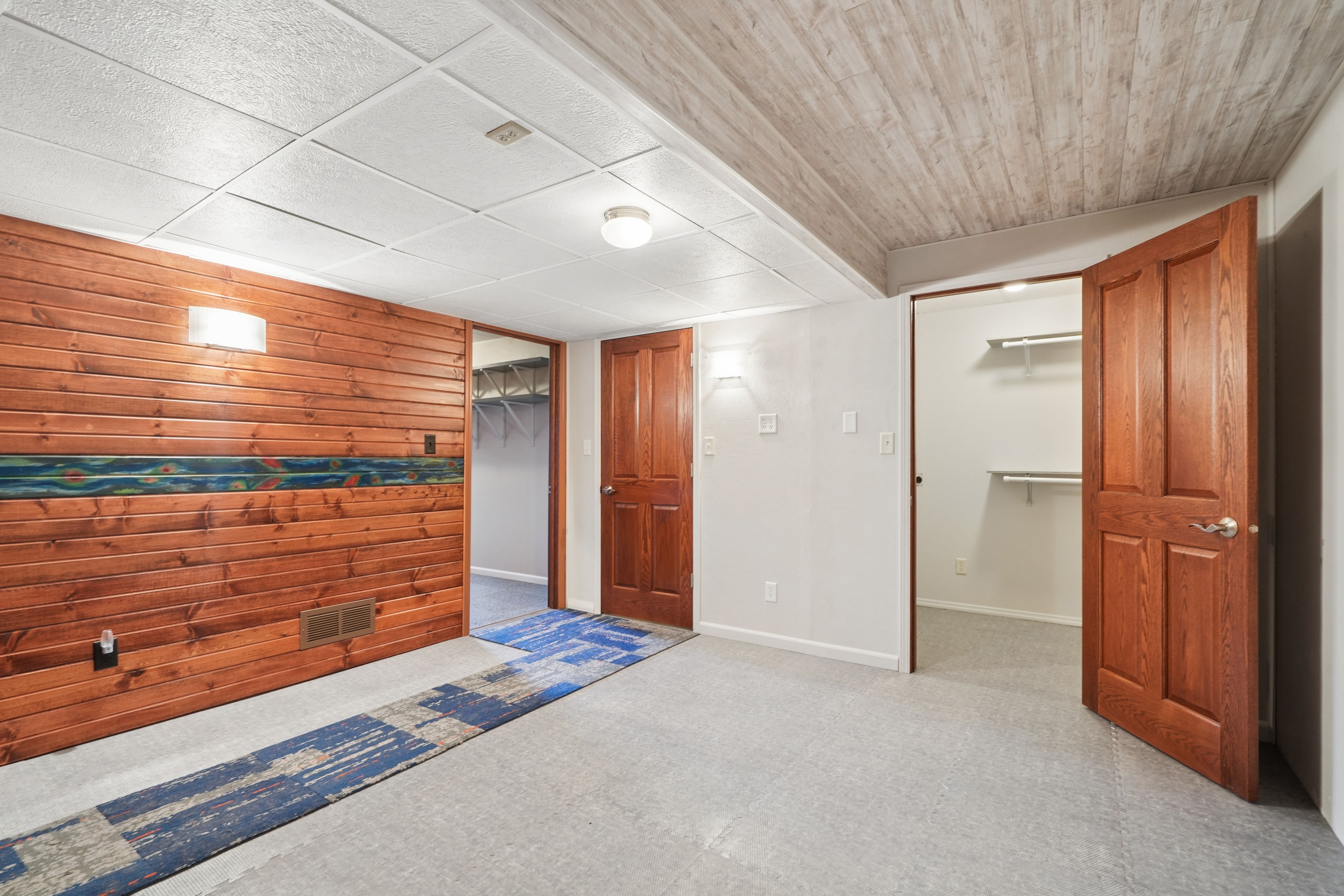 Listing Photo: 43-296_29289_Goose_Hill_RD