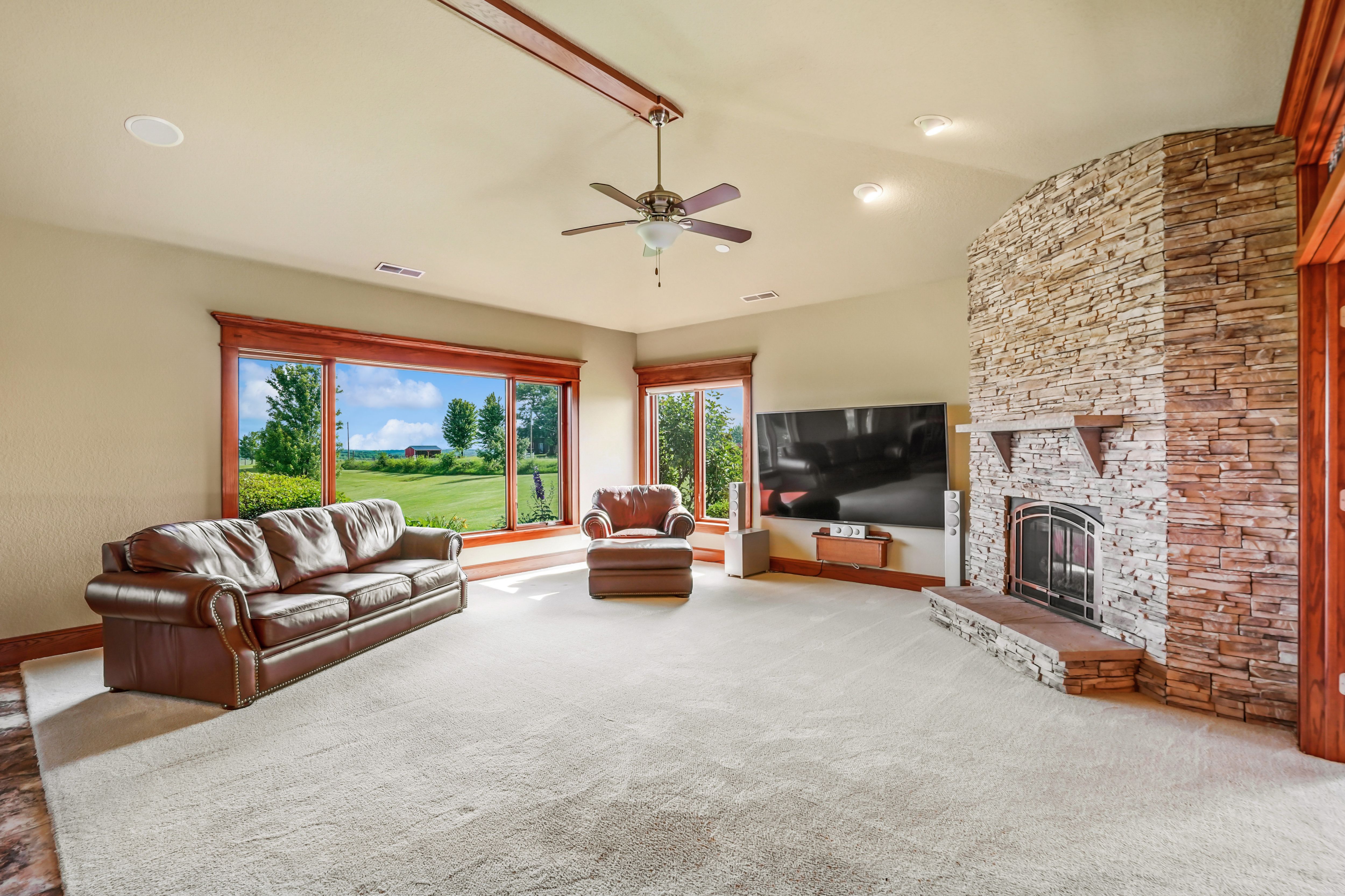 Listing Photo: 05-132_23908_130th_Ave