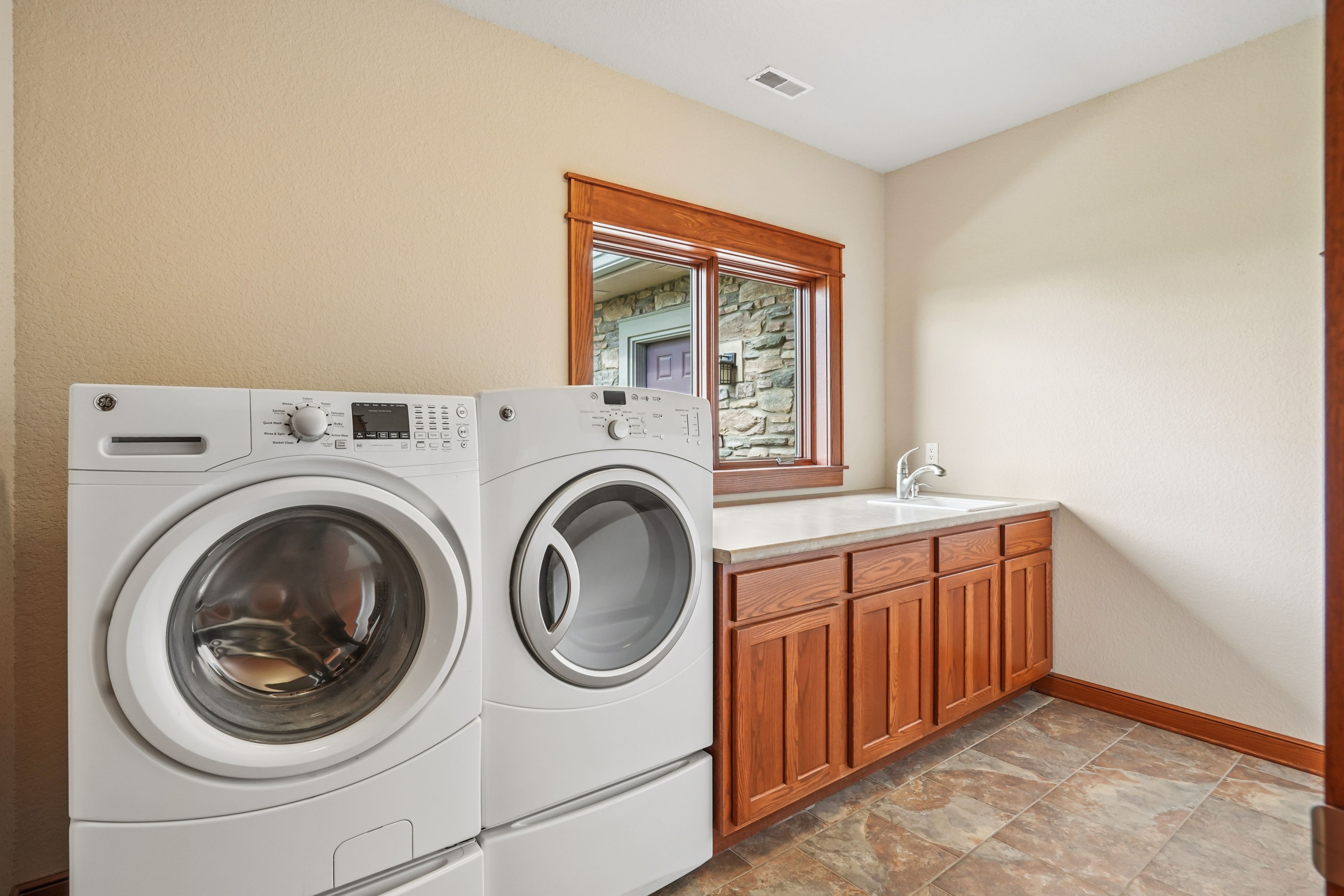 Listing Photo: 16-191_23908_130th_Ave