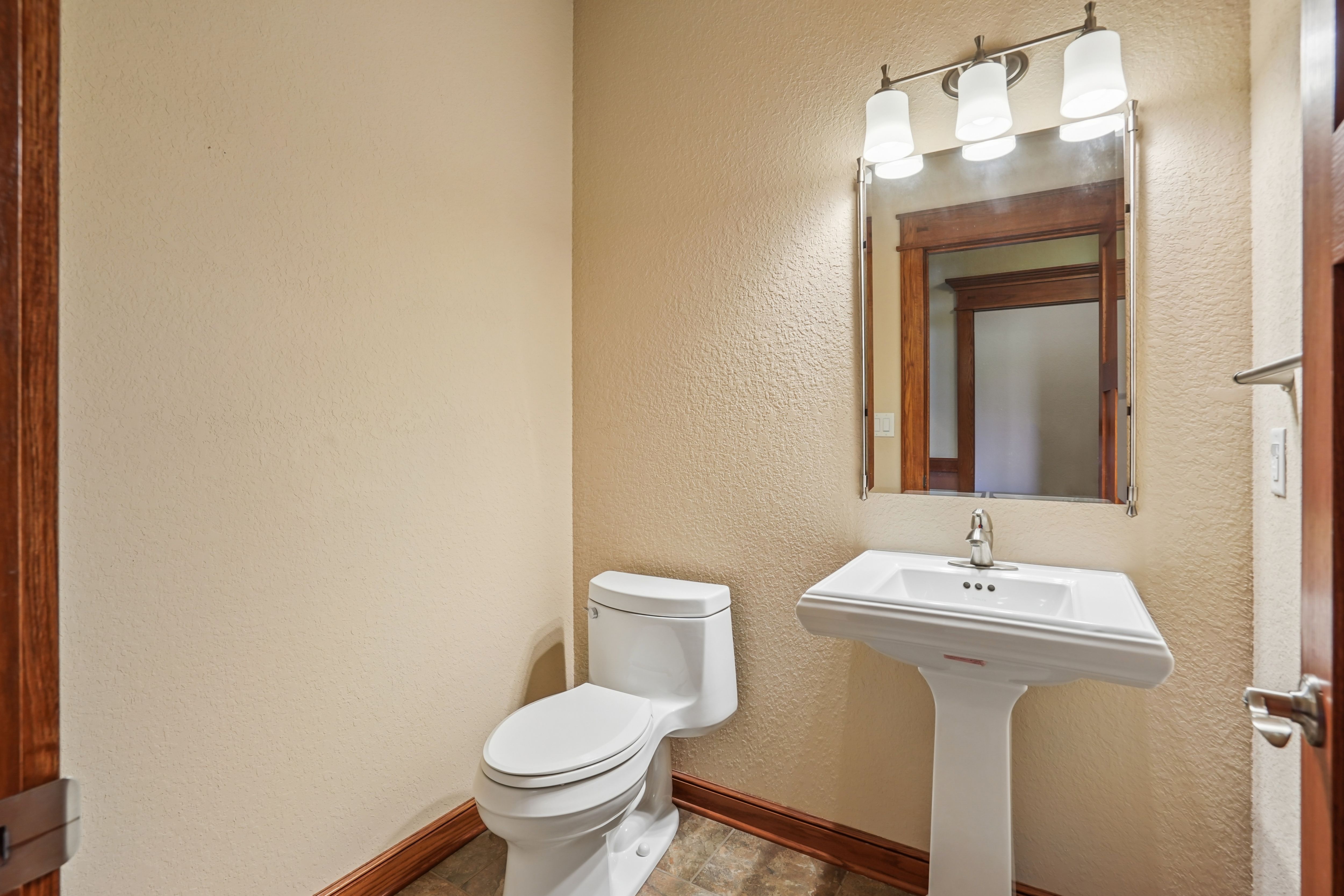 Listing Photo: 17-201_23908_130th_Ave