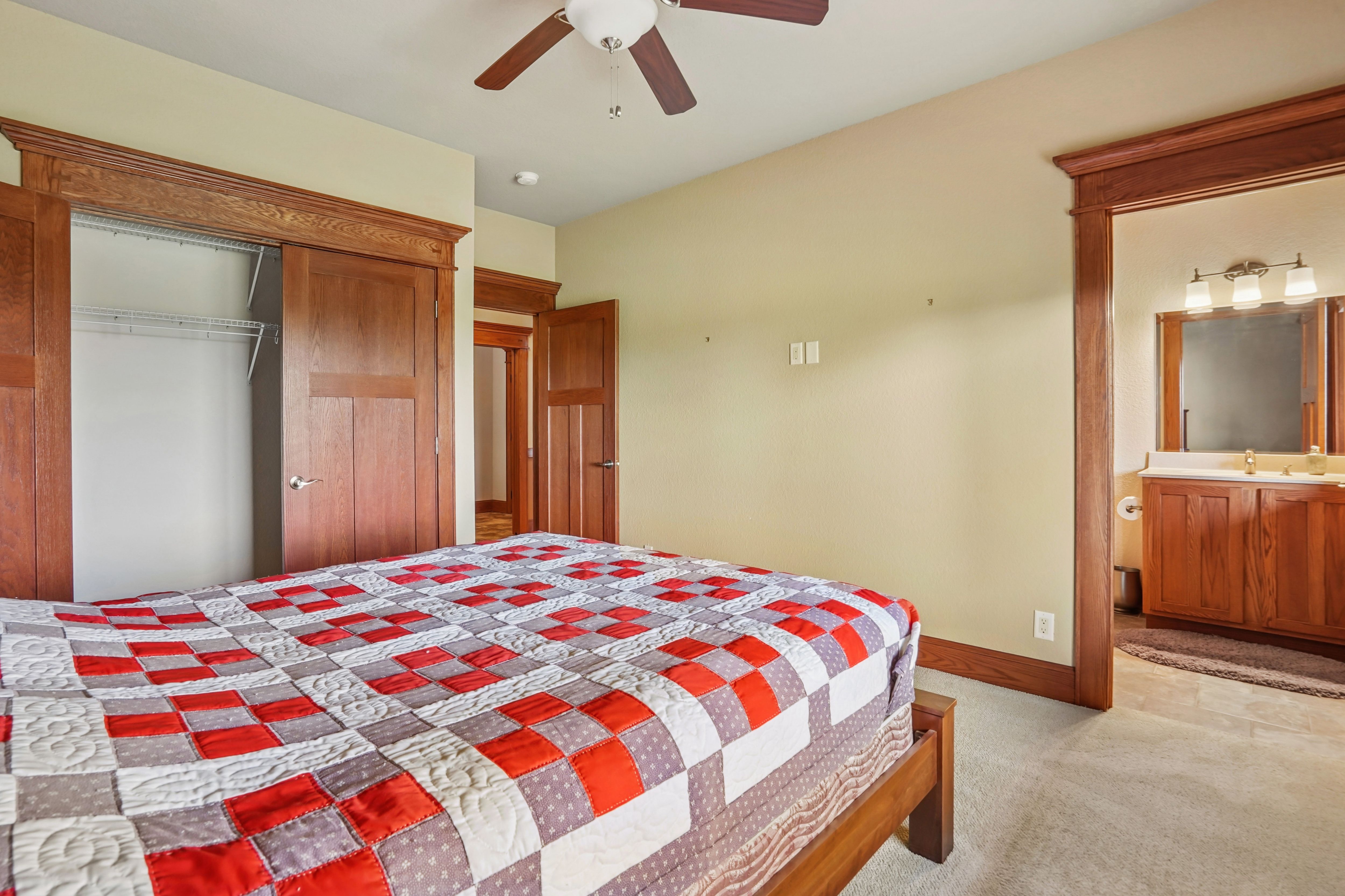 Listing Photo: 18-211_23908_130th_Ave