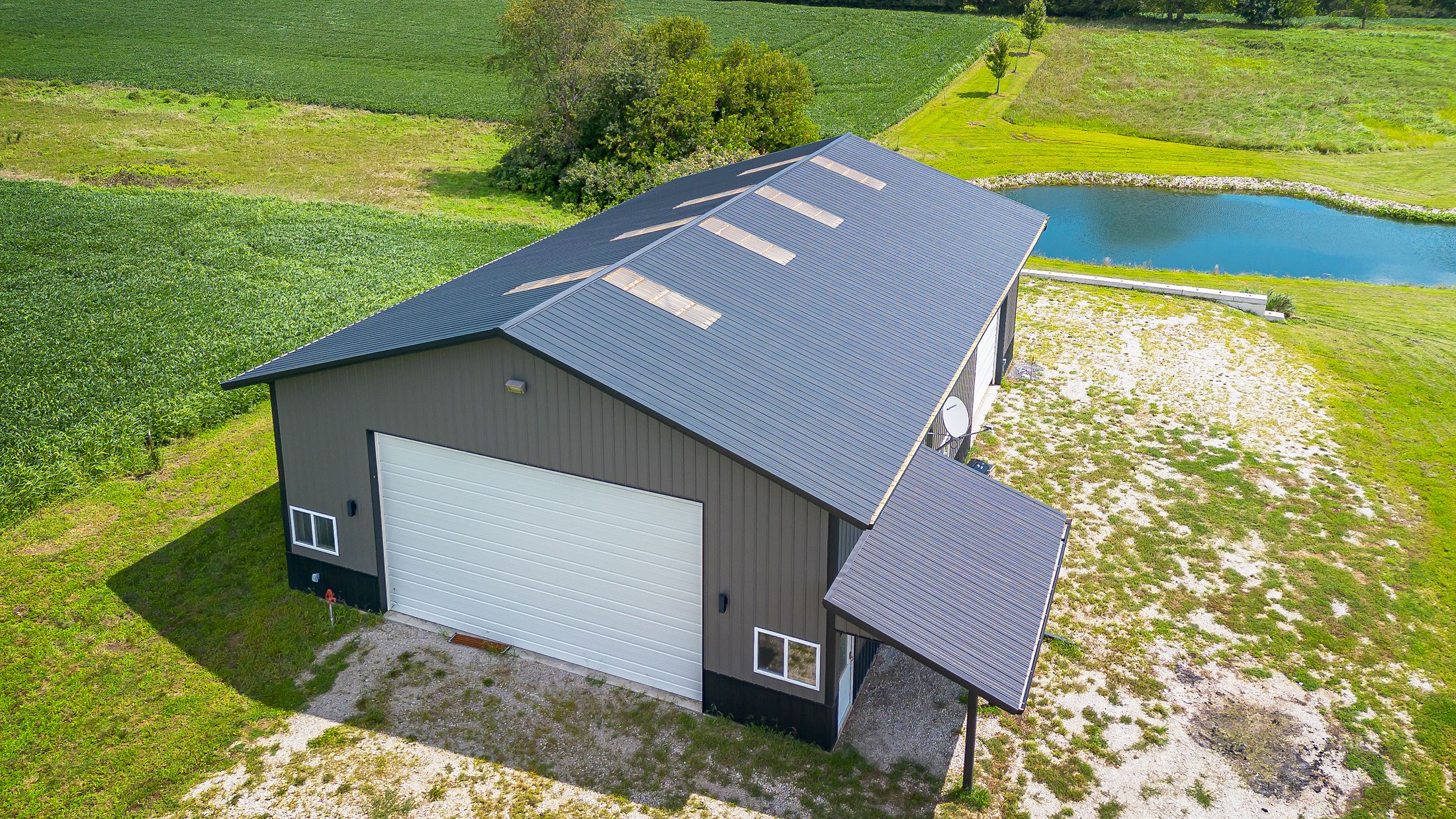 Listing Photo: 417950thave-drone-2