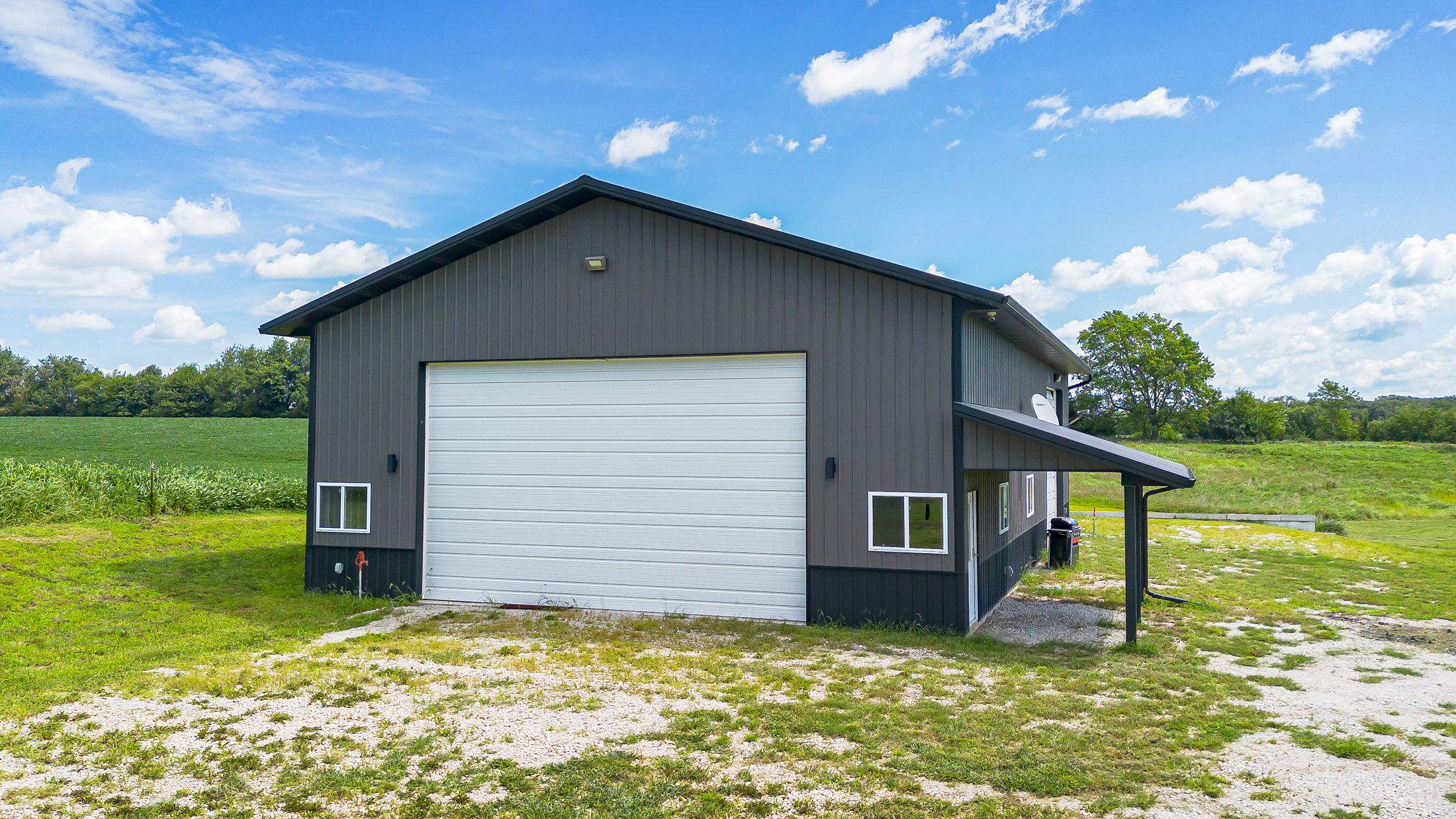 Listing Photo: 417950thave-drone-20