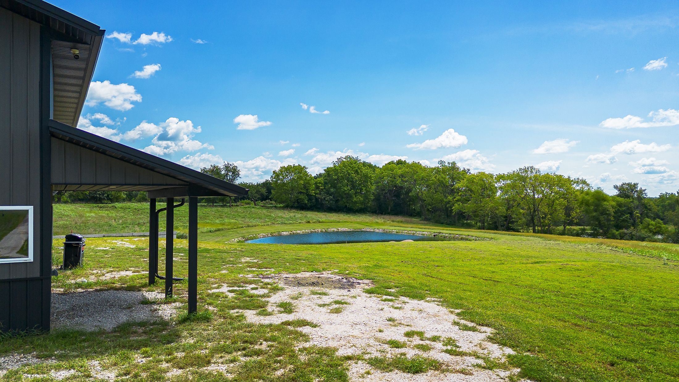 Listing Photo: 417950thave-drone-22