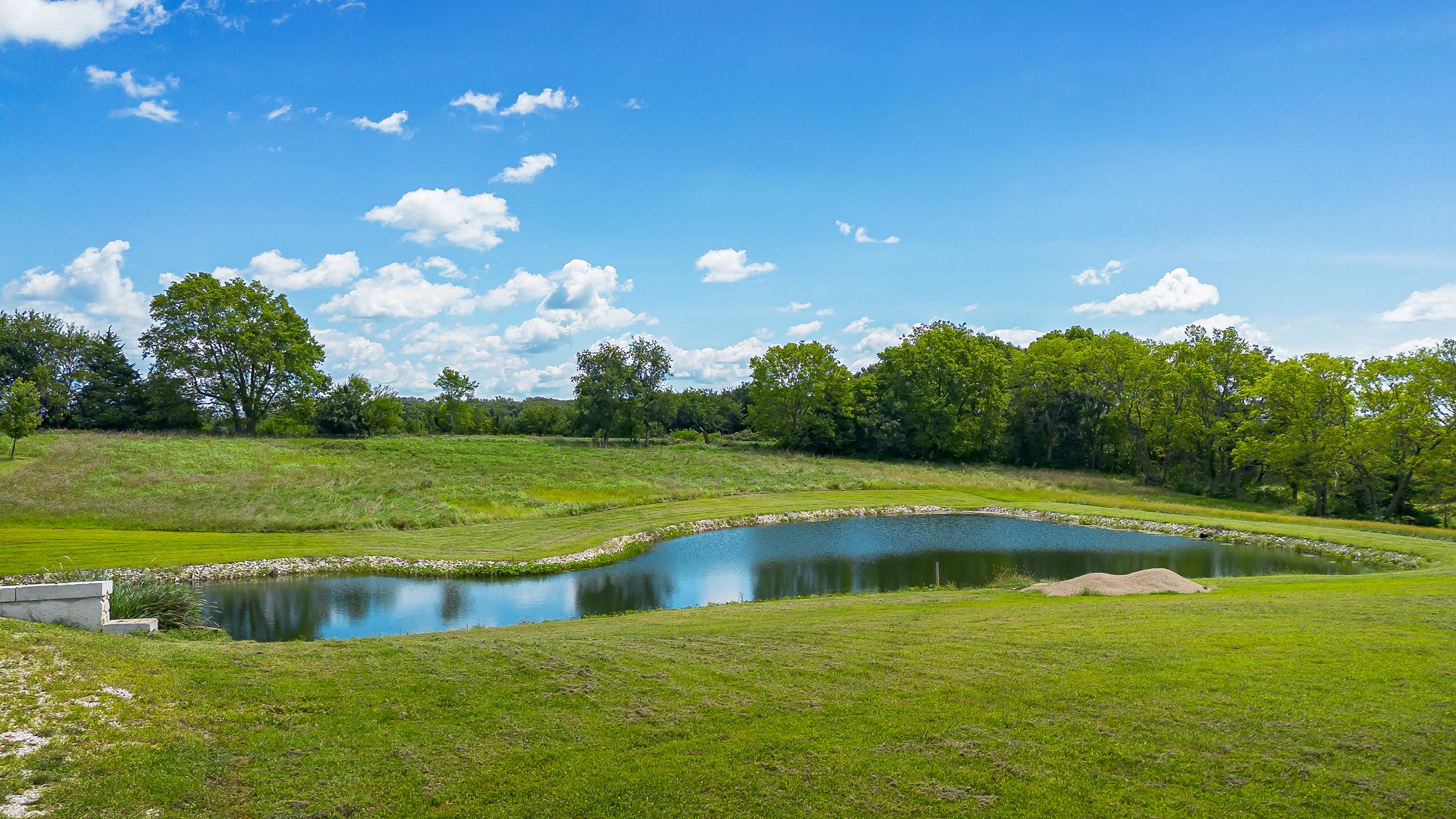 Listing Photo: 417950thave-drone-23
