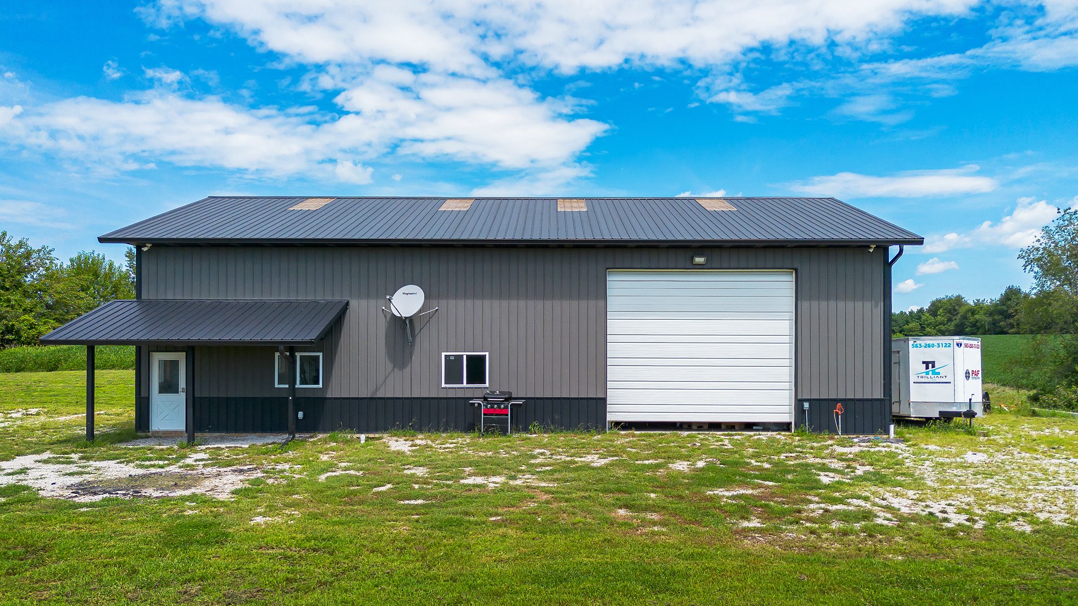 Listing Photo: 417950thave-drone-24
