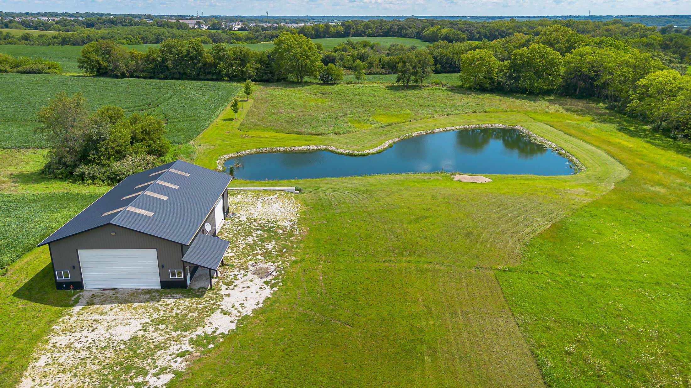 Listing Photo: 417950thave-drone-6
