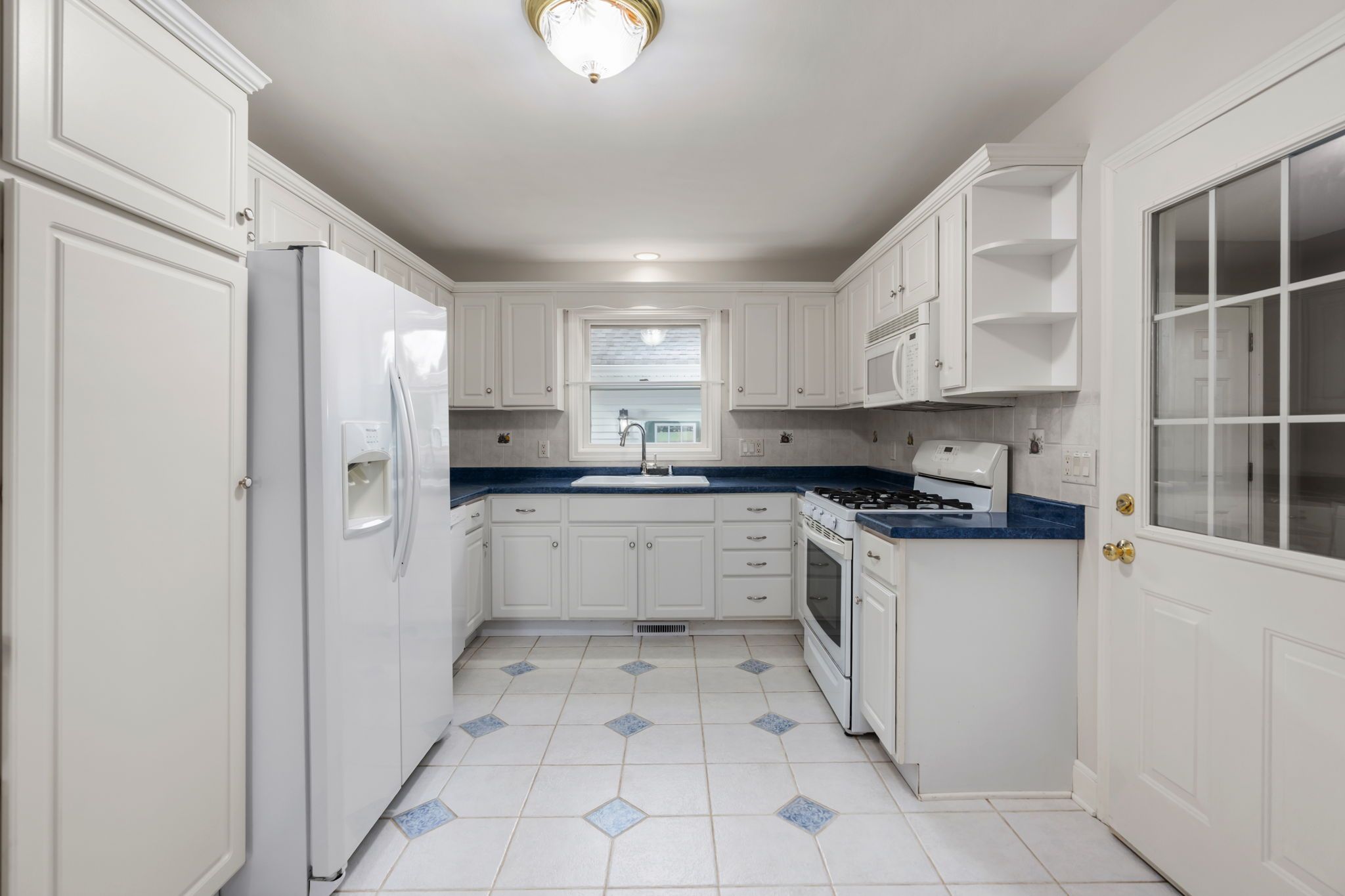 Listing Photo: 26-web-or-mls-DSC02555