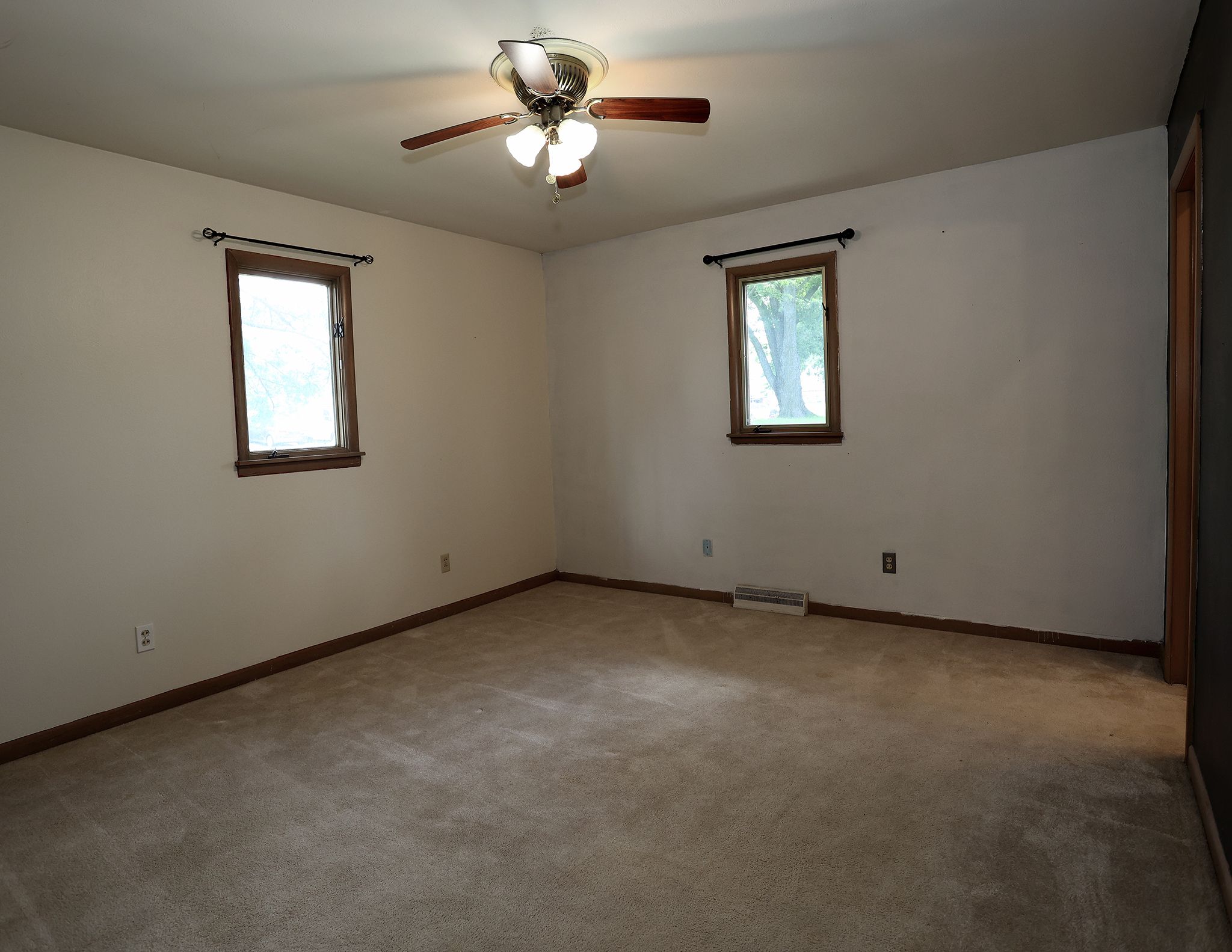 Listing Photo: 3D8A4725