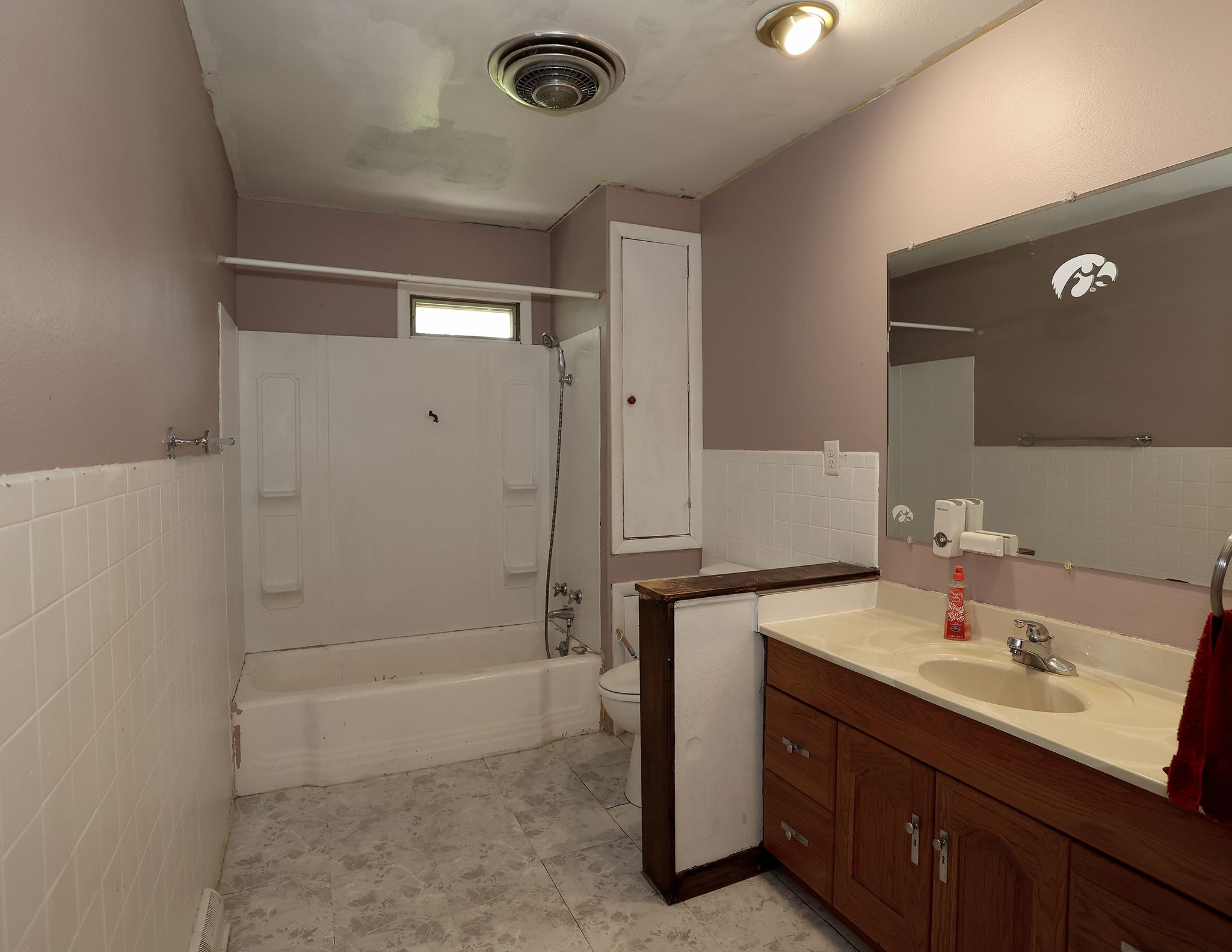 Listing Photo: 3D8A4733