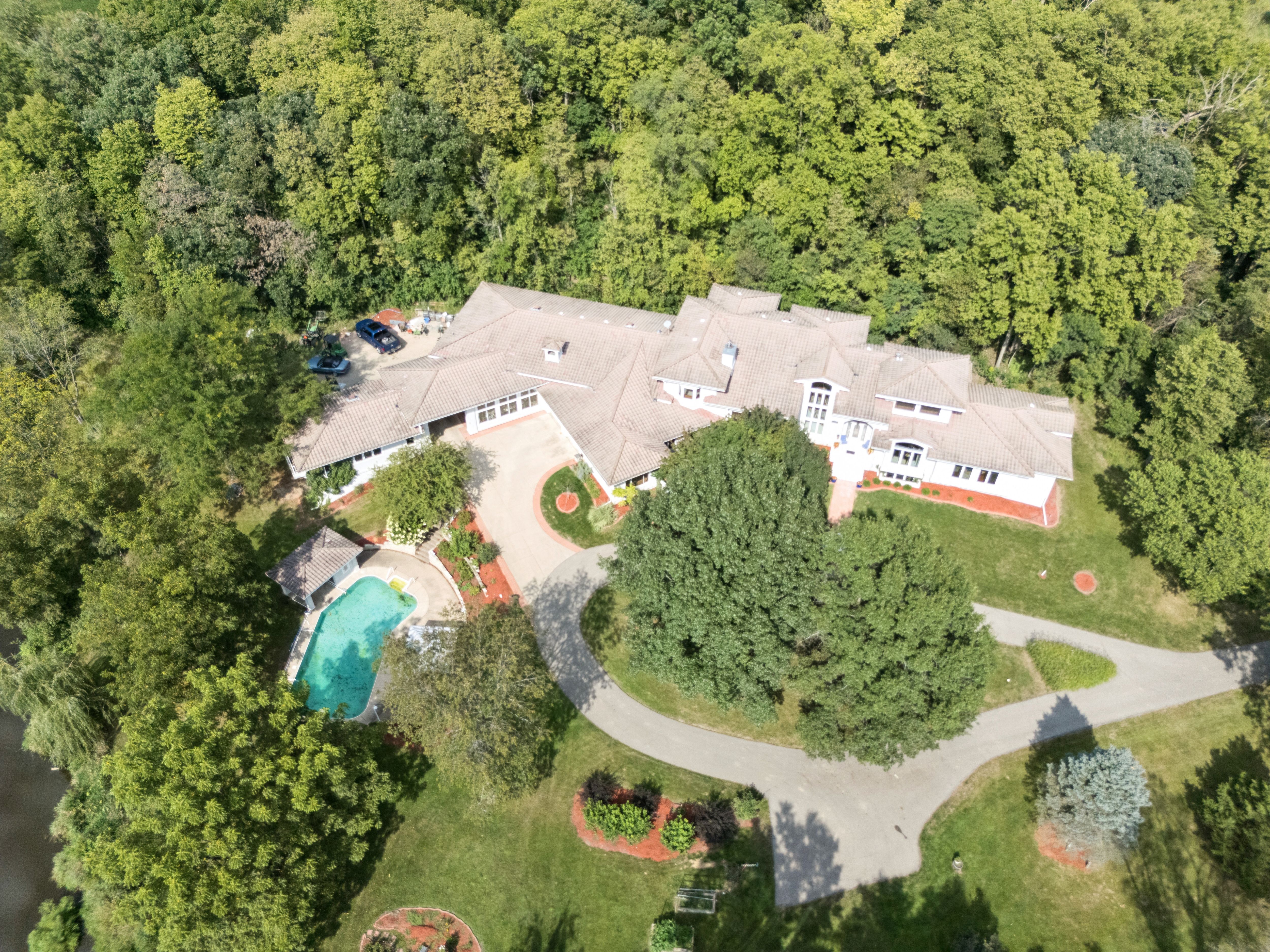 Listing Photo: 086-503_17716_IA-3_Drone
