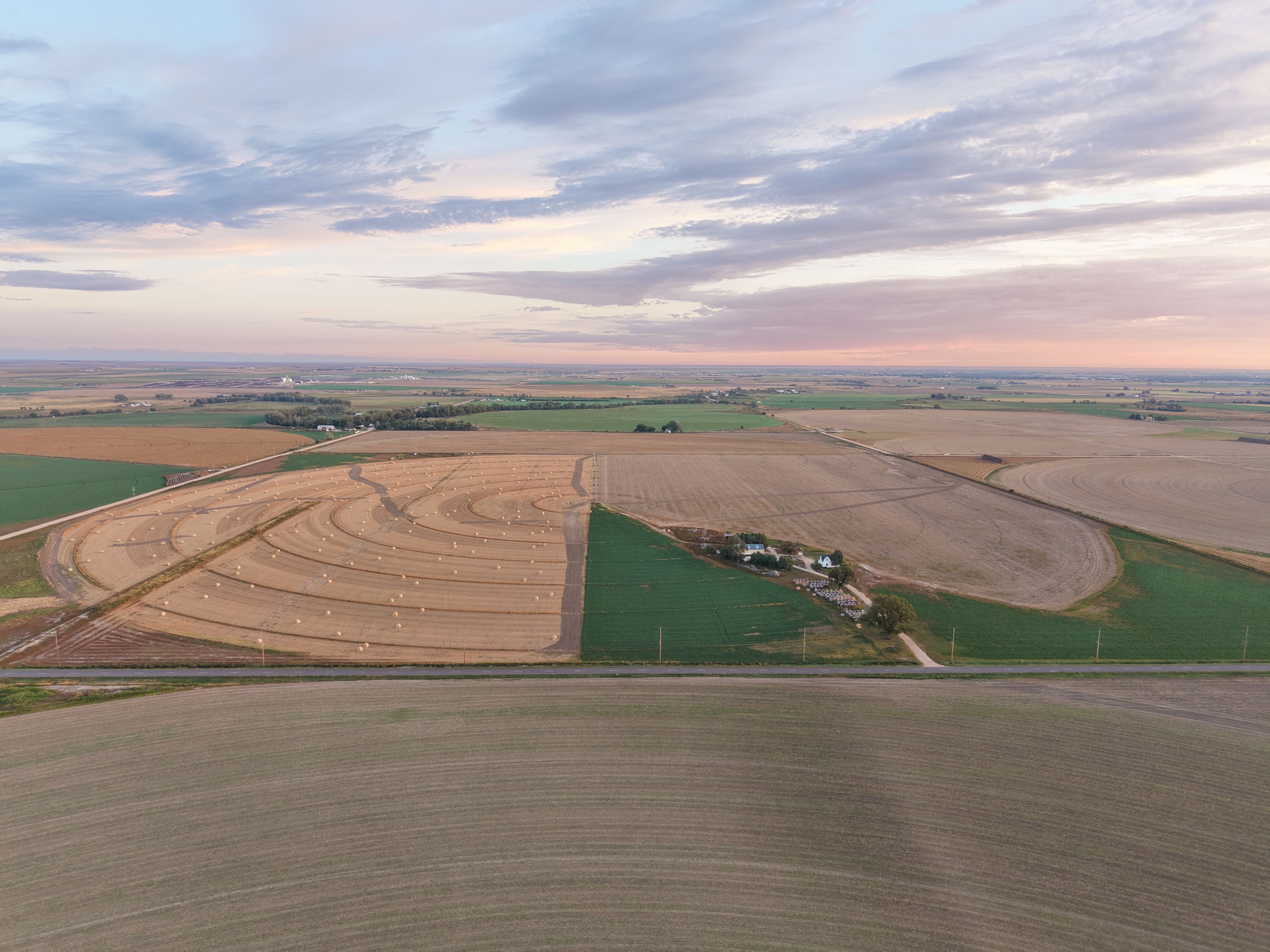 Listing Photo: DJI_20260927065654_0544_D