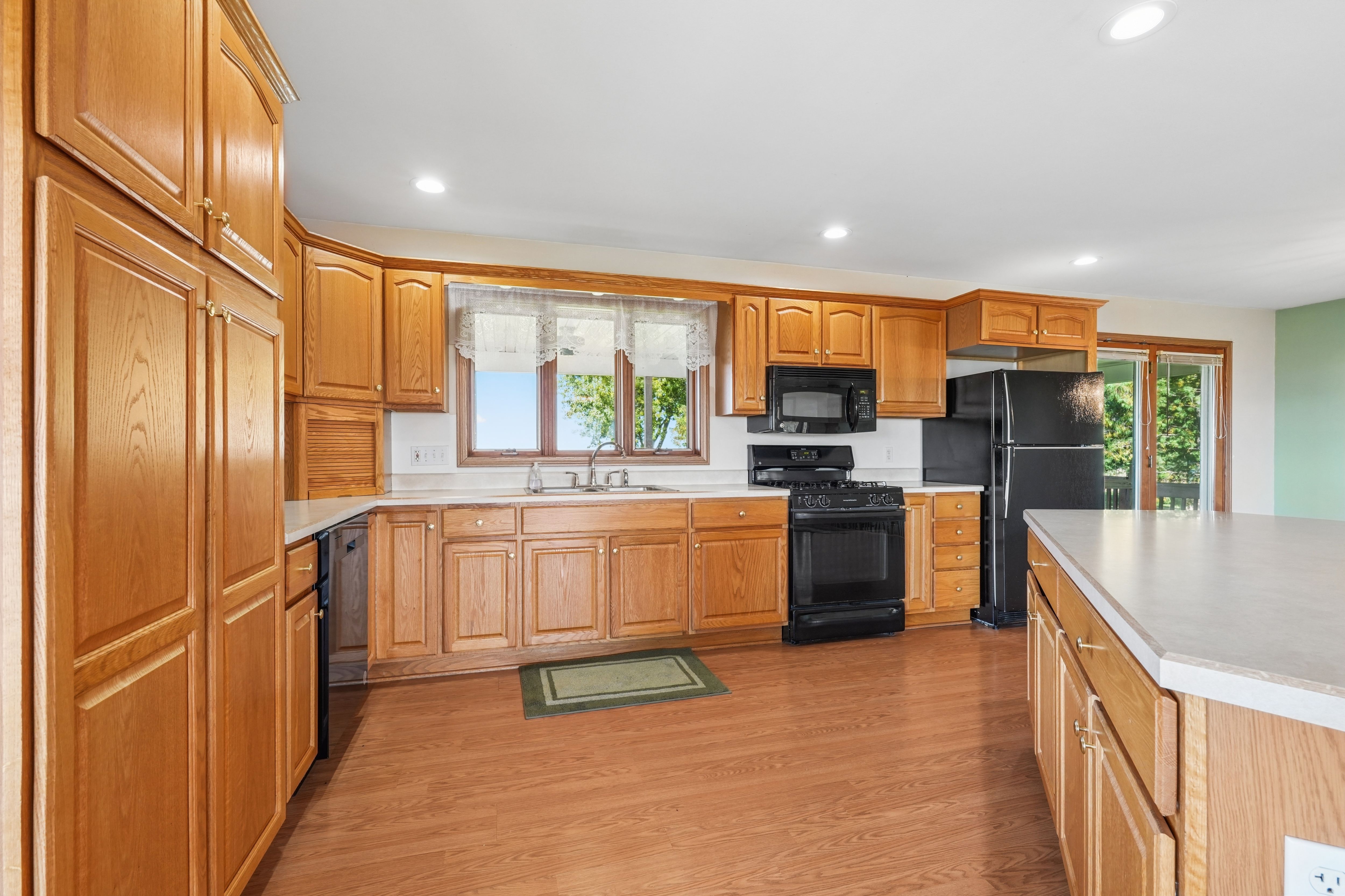 Listing Photo: 14-156_14880_208th_St